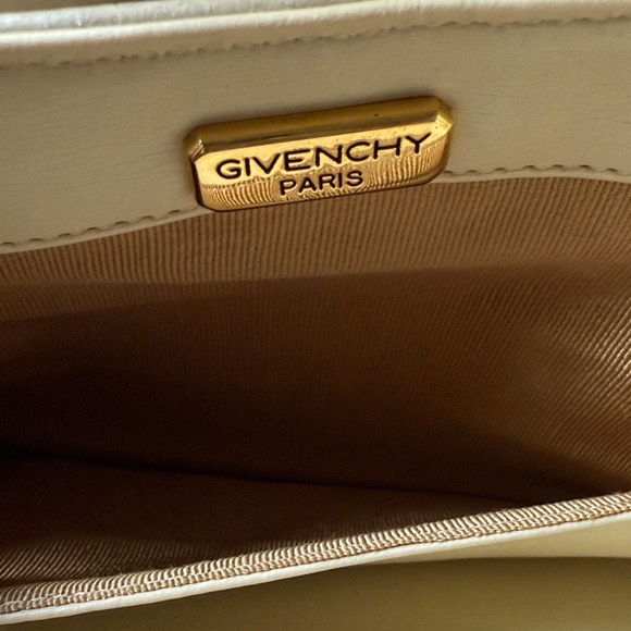 Givenchy Women’s Vintage Chic Cream Crossbody Bag - Picture 3 of 16